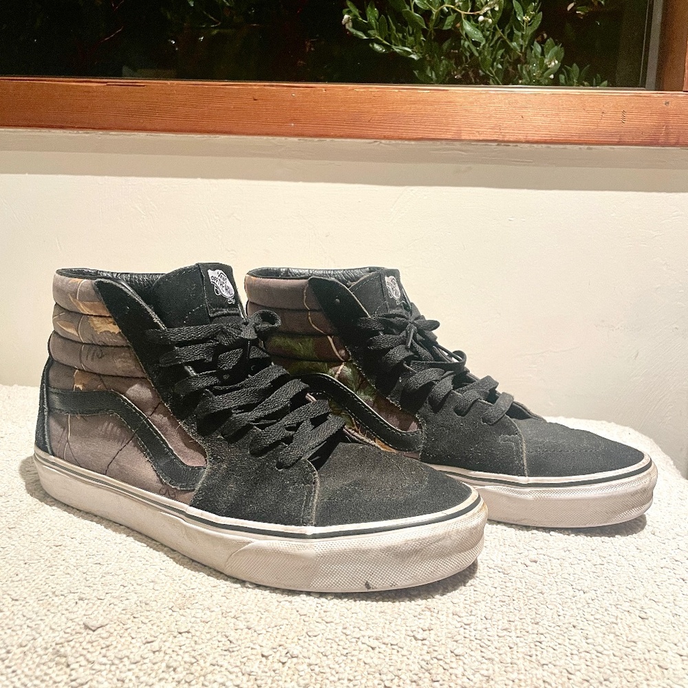 Vans Off the wall fall leaf pattern